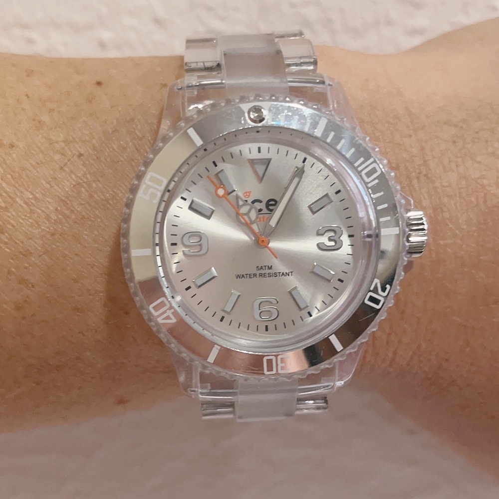 Ice Watch® Analogue 'Ice Clear Unisex's Watch (Medium)